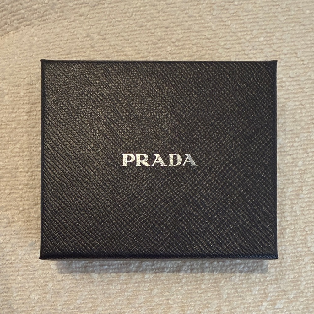 PRADA Black Card Holder/ Wallet Gift Box